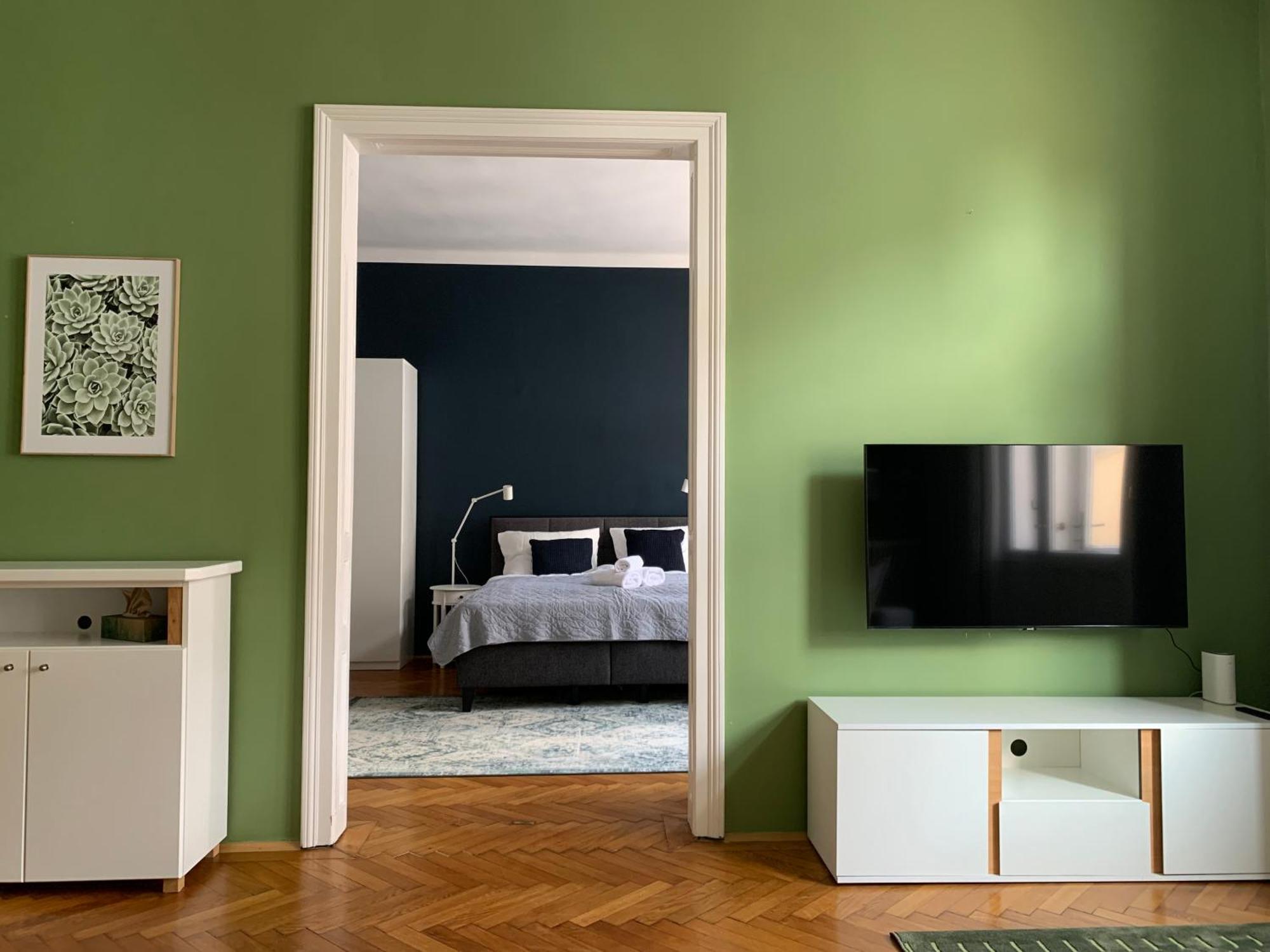 Apartament Grosszuegiger Wiener Altbau Gleich Neben Schoenbrunn