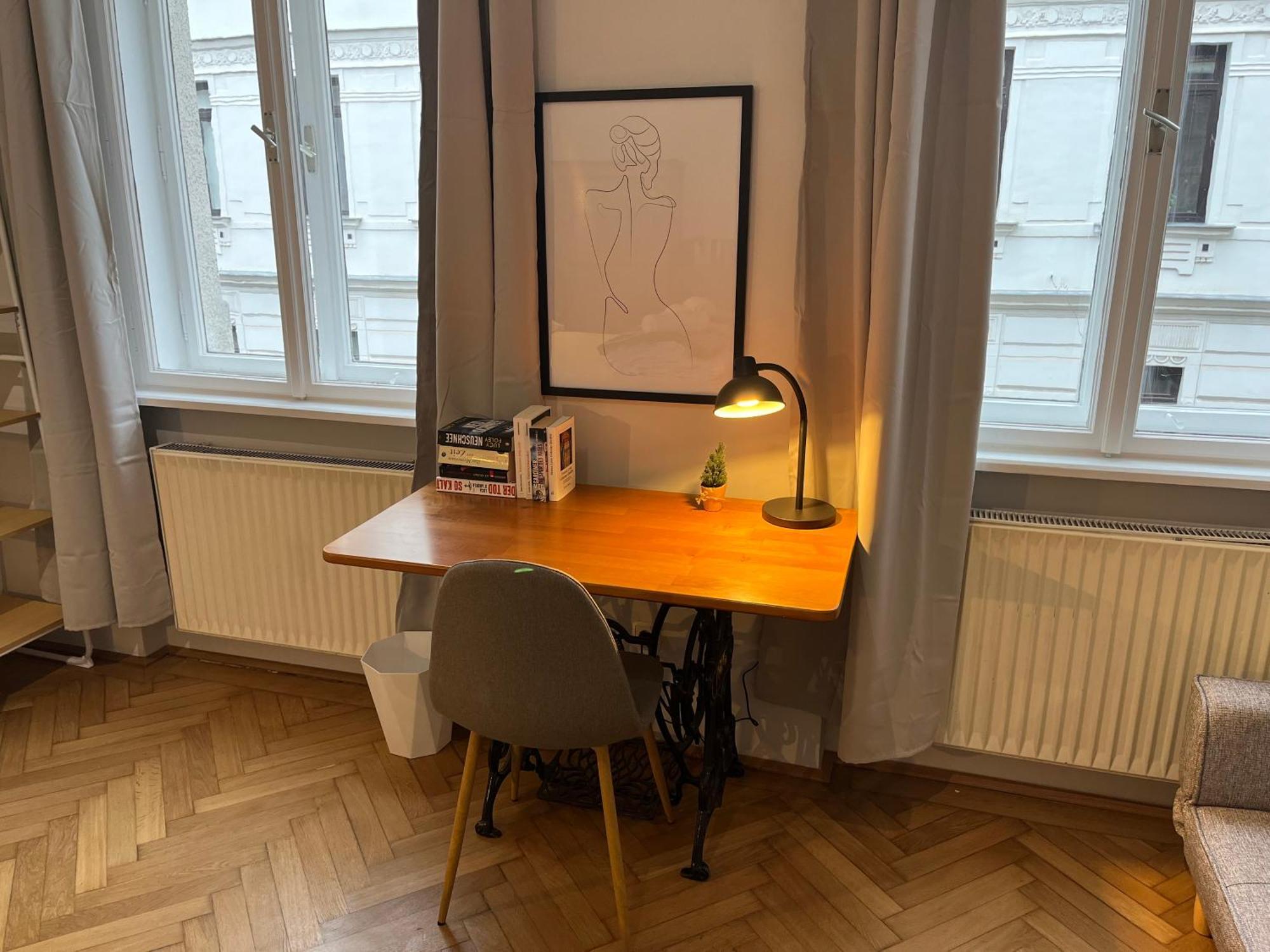 Grosszuegiger Wiener Altbau Gleich Neben Schoenbrunn Apartament