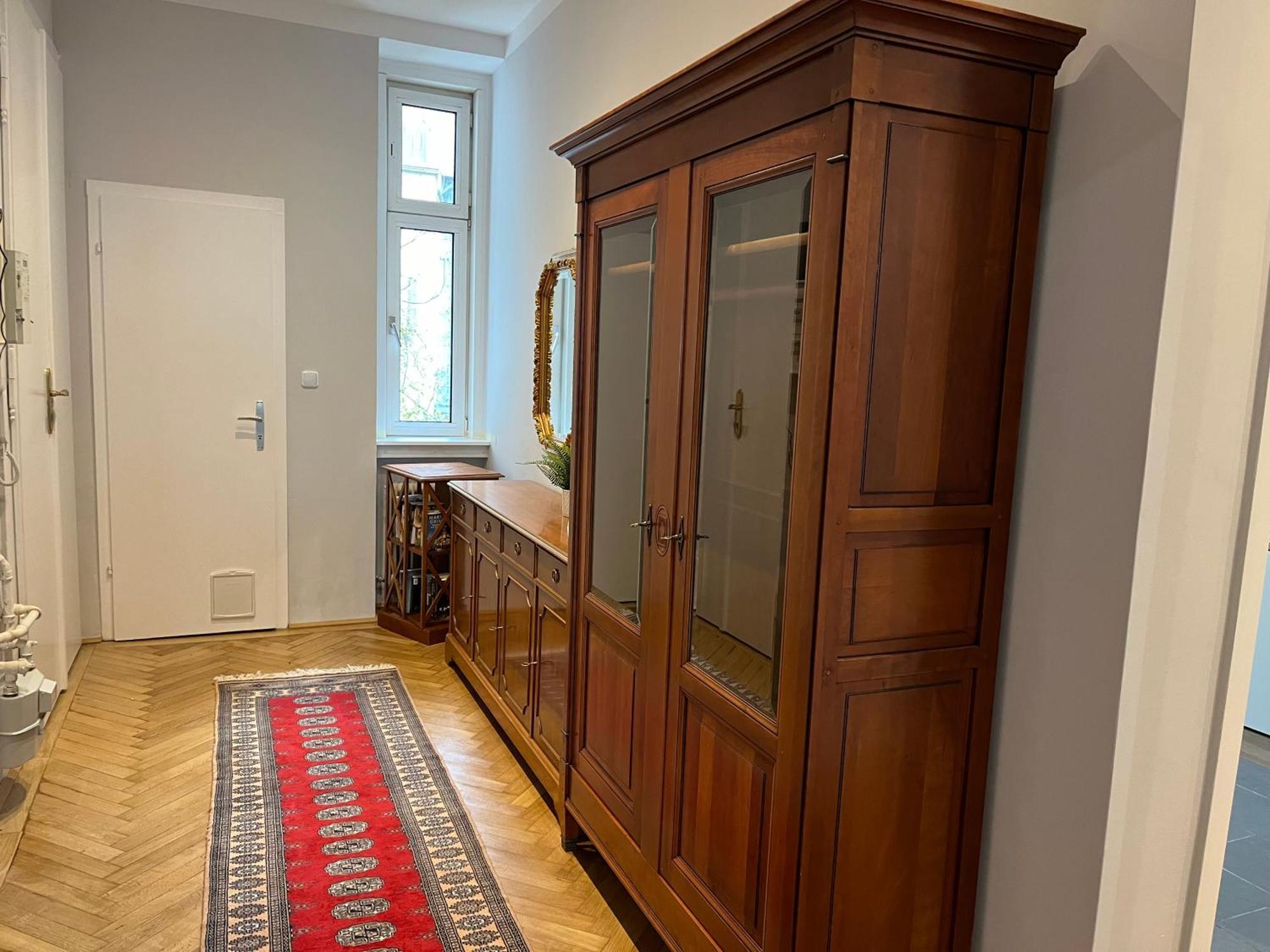 Apartament Grosszuegiger Wiener Altbau Gleich Neben Schoenbrunn Viena