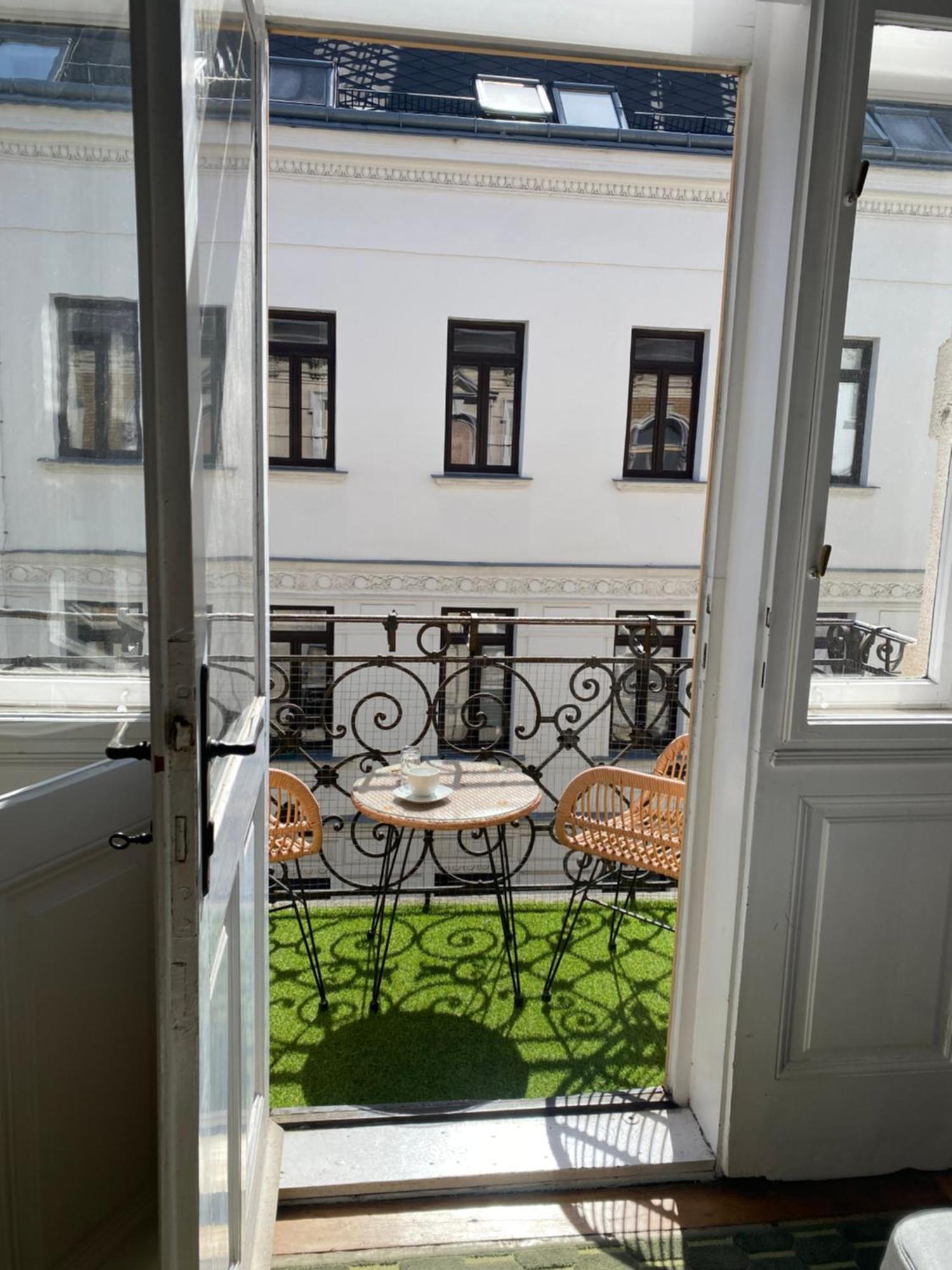 Apartament Grosszuegiger Wiener Altbau Gleich Neben Schoenbrunn Viena